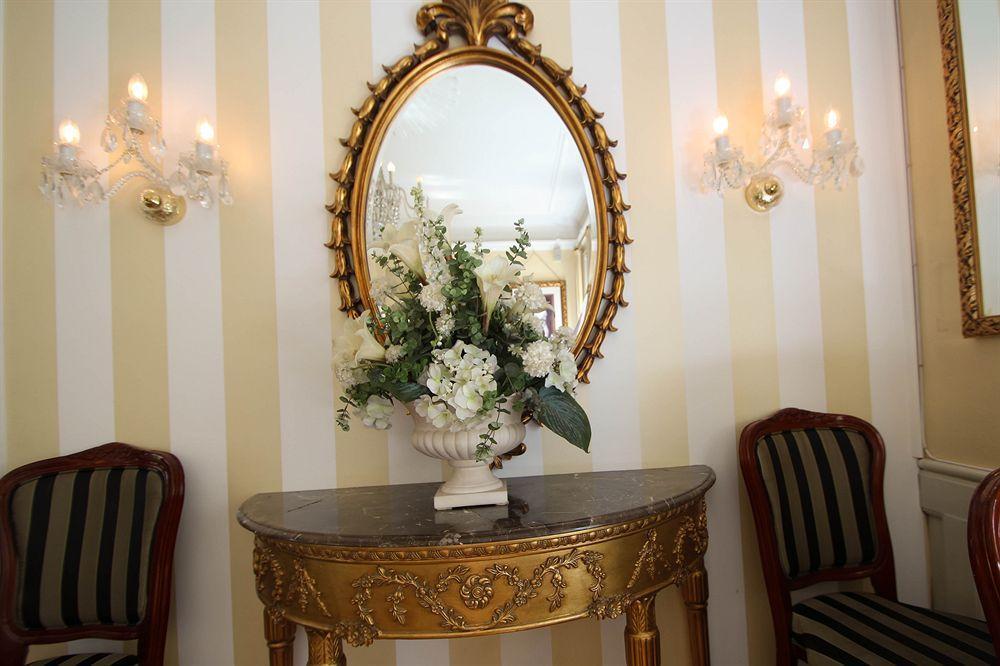 Sauntehus Castle Hotel Hornbaek Ngoại thất bức ảnh