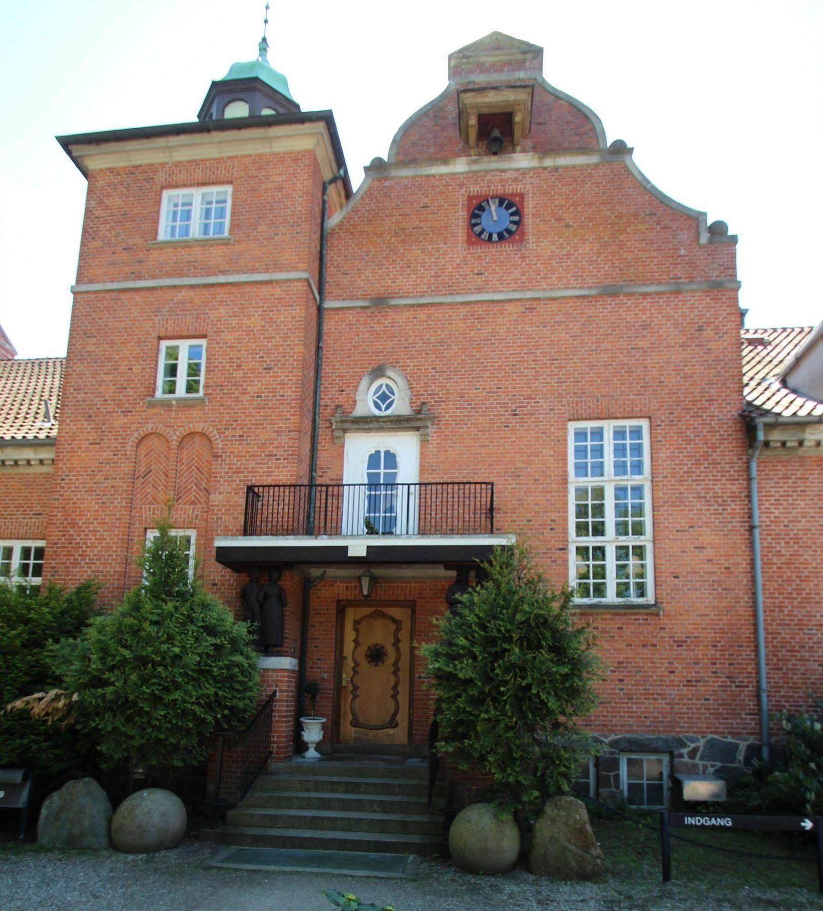 Sauntehus Castle Hotel Hornbaek Ngoại thất bức ảnh