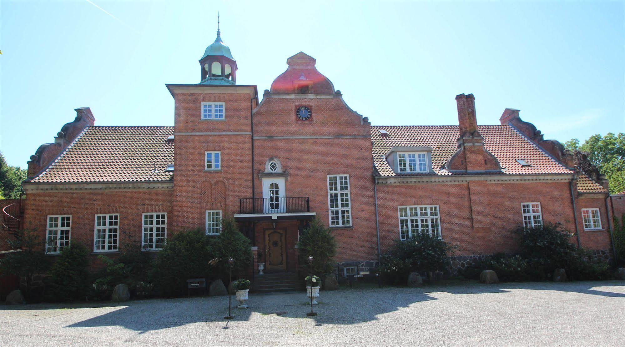 Sauntehus Castle Hotel Hornbaek Ngoại thất bức ảnh